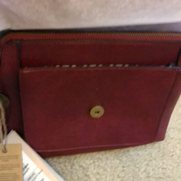 Sophisticated Brown and Red Crossbody Bag - Picture 7 of 14